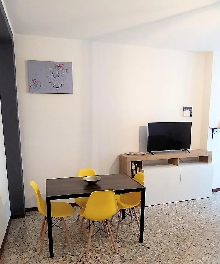 Parsifal Apartment Милан Италия